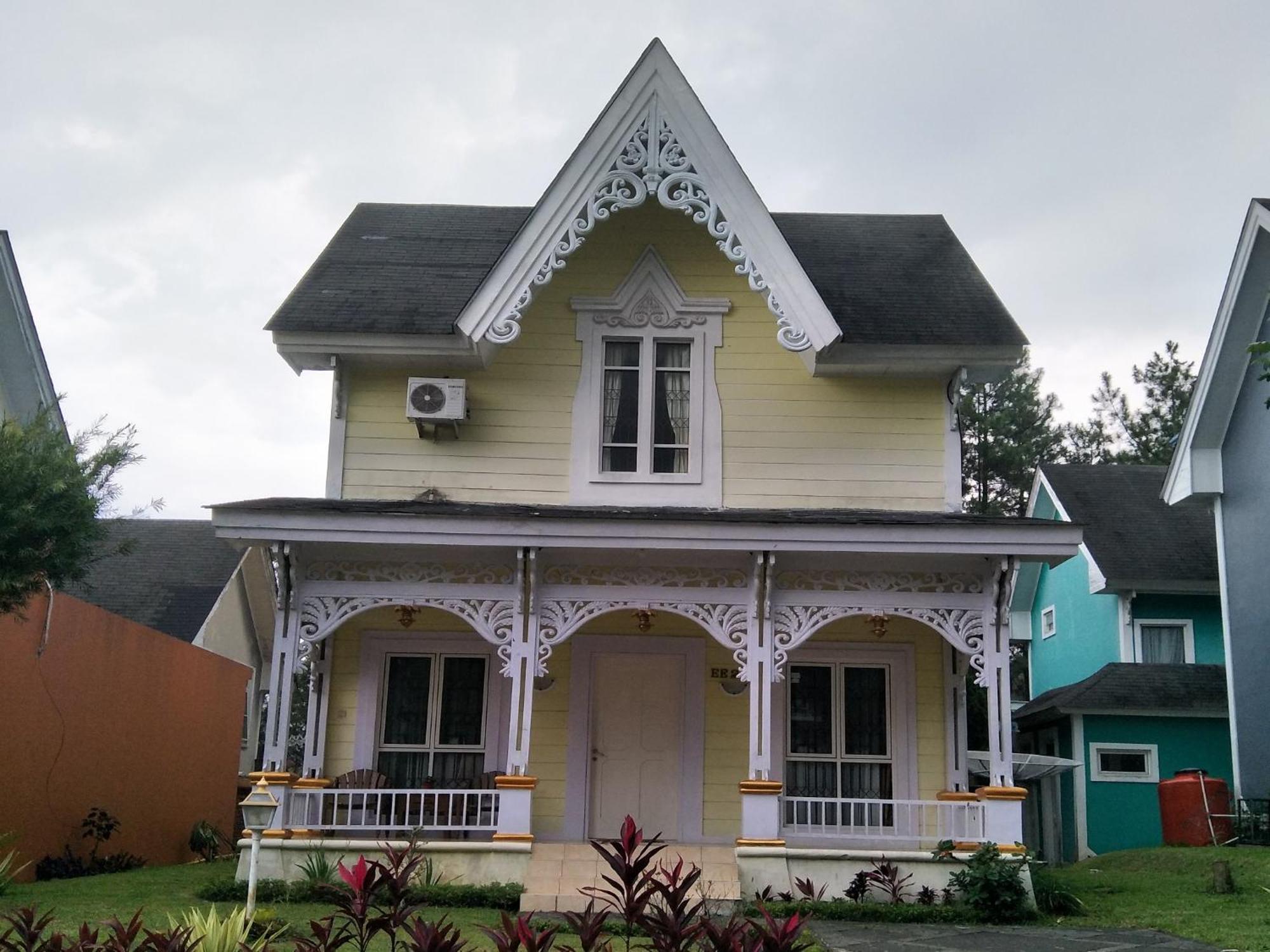 Villa Kota Bunga By Akuvila Puncak
